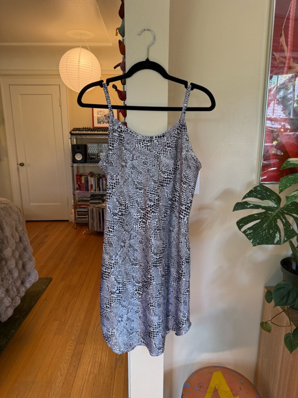 Vintage Alligator Pattern Silky Nightgown